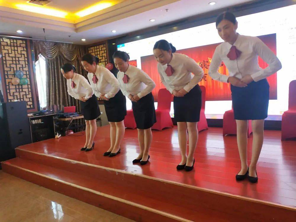 敬業(yè)賓館2020年服務(wù)禮儀風采展示大賽圓滿落幕 禮儀之美點亮專業(yè)服務(wù)